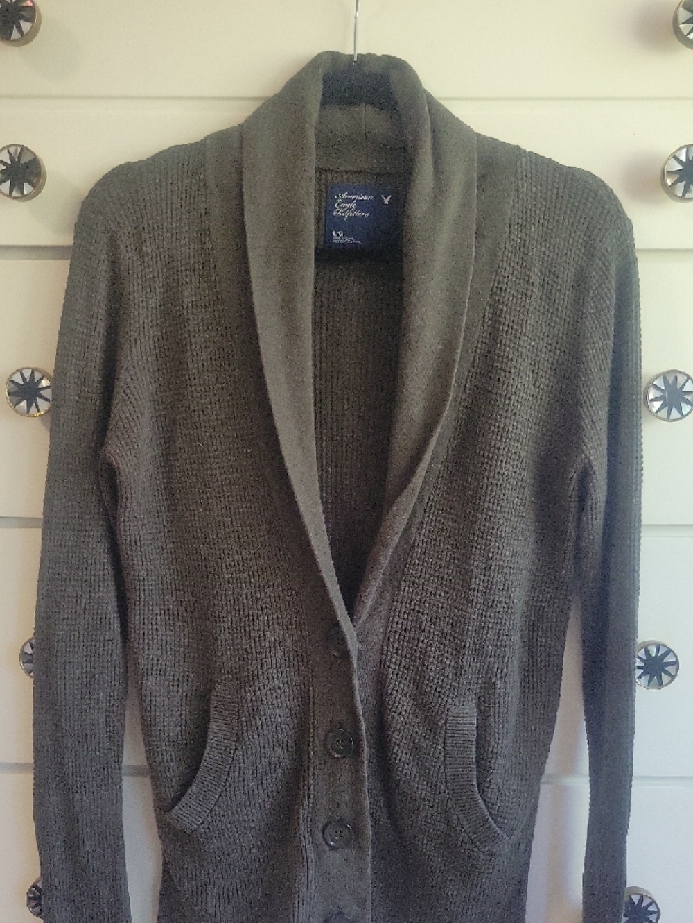 A "Casual Moment" LG -American Eagle Outfitters Olive Green Waffel Knit Cardigan - Picture 4 of 7